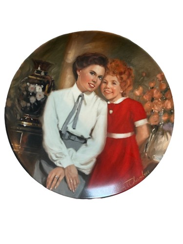 Annie Collector Plates Complete 8 Knowles Plate Series 1980's. - Picture 11 of 24