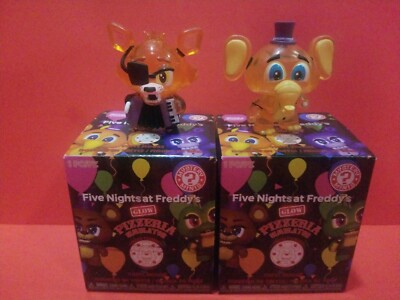Funko Mystery Mini FNAF Pizzeria Simulator GLOW *FOXY & ORVILLE*2PC