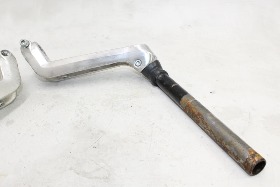 Yamaha Xj750 1982 juego de pares de manillar izquierdo derecho con clip OEM Foto 3 de 4