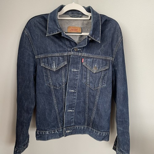 Vintage Levis sz L denim trucker jacket 