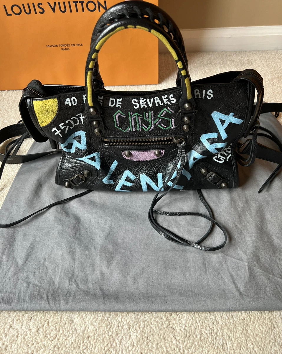 balenciaga city s graffiti