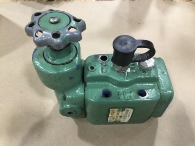 Vickers XGL03B10 Relief Valve 25-1000 Pressure Reducing Valve #1025DKA20PR2