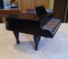 Old Vintage Uncle Sam Tin Toy Baby Grand Piano