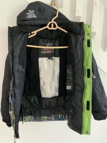 ZeroXposur Boys Ski Snowboard Winter Jacket With Powder Skirt Size 8 - Picture 2 of 7