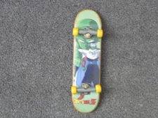 Dragonball Z Tech Deck skateboard 96mm fingerboard rare vintage 90s VHTF