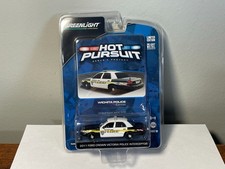 Greenlight Hot Pursuit 2011 Ford Crown Victoria Interceptor Wichita KS Police