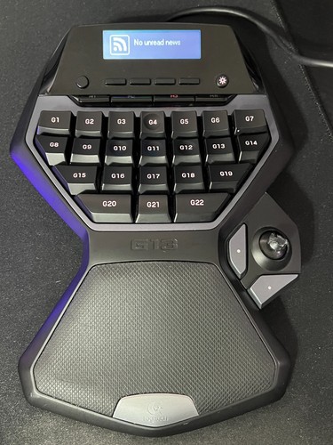 Logitech G13 Advanced USB Programmable Gameboard Gamepad - Picture 4 of 14