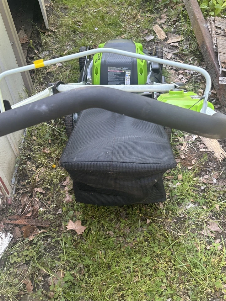 Green Works 120 V 13 Amp 21 Inch Deck Green Lawnmower - Image 4 of 4