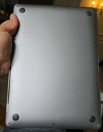 Apple MacBook Air M1 (2020) 13 Inch A2337 M1,8GB,256GB-DAMAGED SCREEN. Locked - Afbeelding 6 van 6