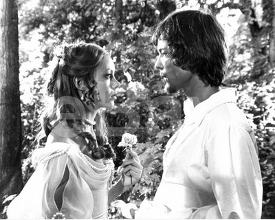 The Man IN The Iron Mask (1977) Jenny Agutter, Richard Chamberlain 10x8 Foto