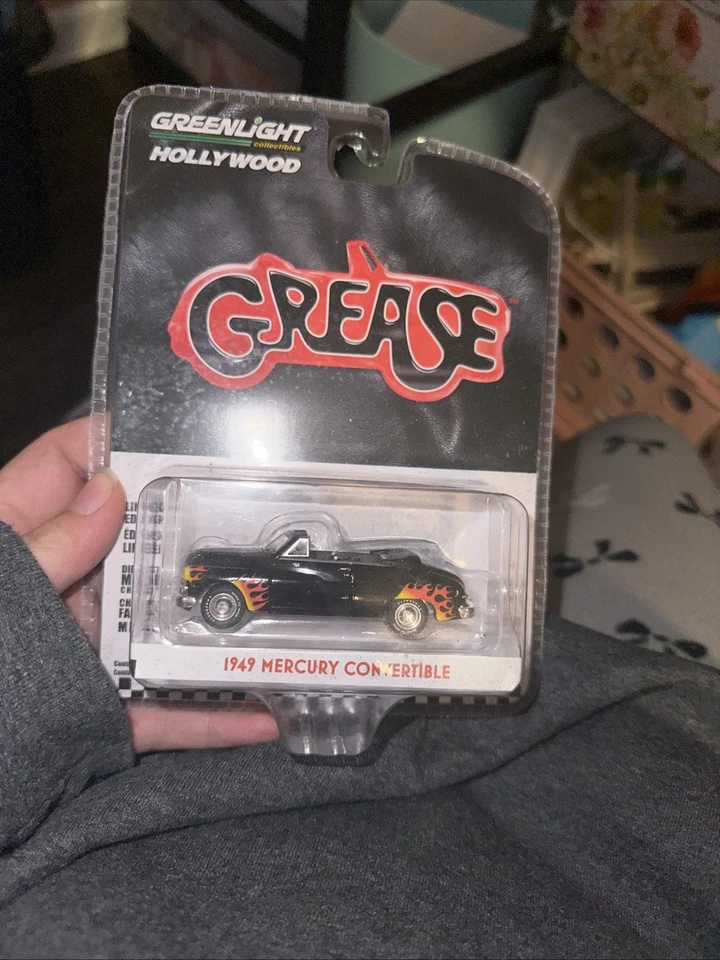 Greenlight Hollywood 1:64 Grease 1948 De Luxe & 1949 Mercury EDIÇÃO LIMITADA - Imagem 2 de 4