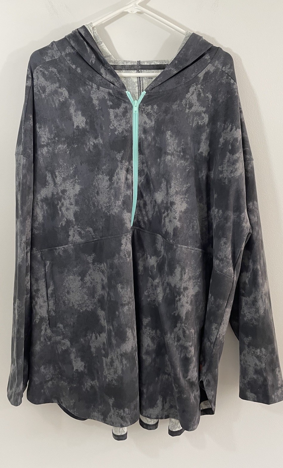 LIVI hoodie 1/2 Zip Pullover Sweatshirt tunic women sz 22/24 black lane bryant