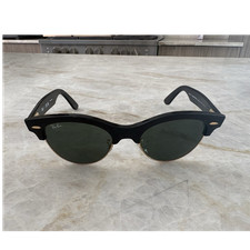 Ray ban authentic sunglasses brand new worn a few times