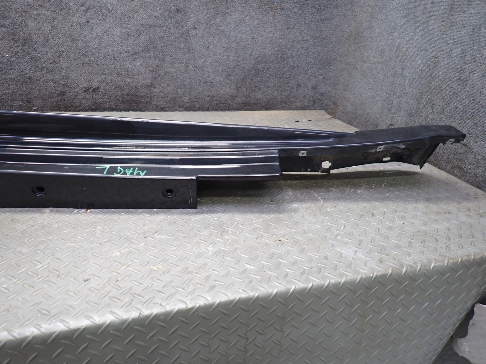 2012 MASERATI GRANTURISMO S M145 COUPE SIDE SKIRT ROCKER PANEL MOLDING SET OF 2