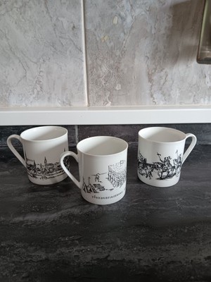 Vintage 3 Belvedere Potter Studio Wein Knights Tea Cups Espresso Coffee Cups Set
