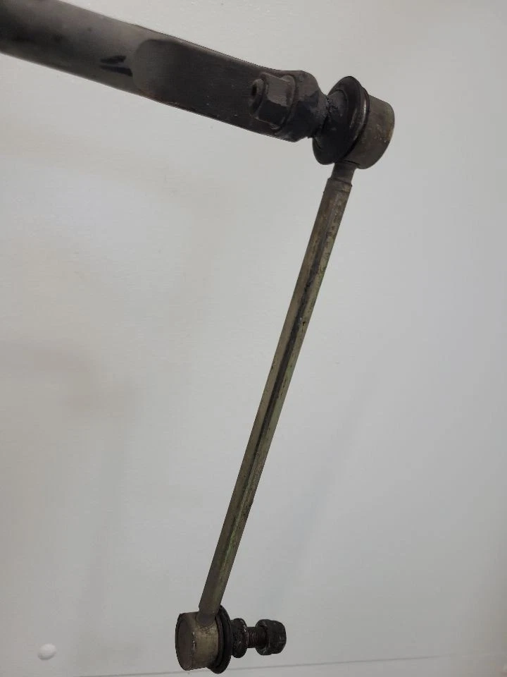 2011 - 2020 TOYOTA  SIENNA Stabilizer Bar FWD  - Image 2 of 4