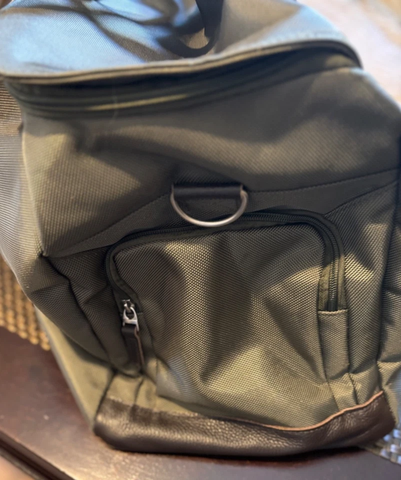 Bolso de Lona Abercrombie and Kent; Cuero Verde y Marrón; Excelente Estado Foto 4 de 4