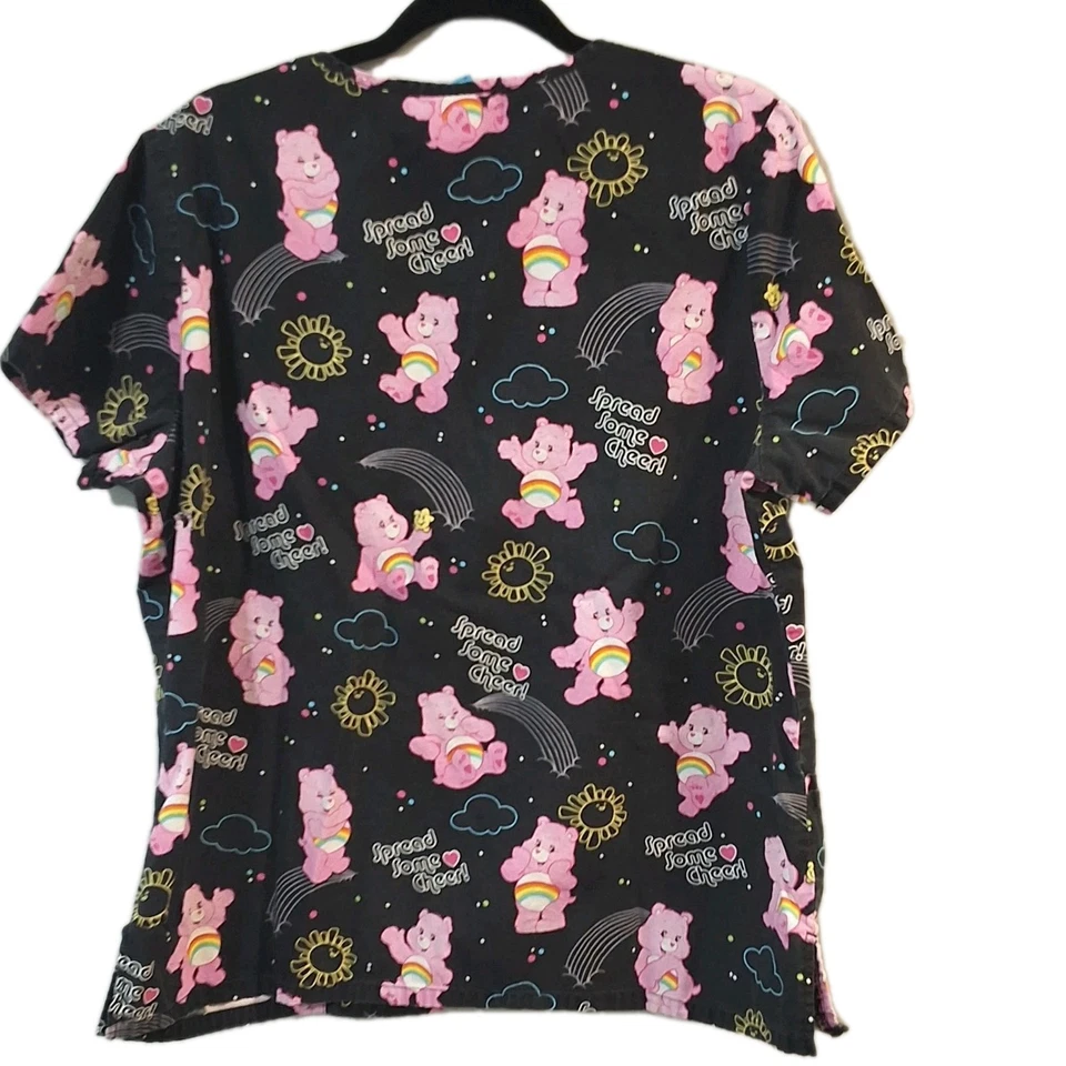 Blusa Médica Care Bears Rosa Cheer Bear Para Mujer Mediana* Negra Arco Iris Foto 2 de 4