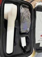 White Portable Red Near-Infrared Light Therapy Device with Adapter  Case