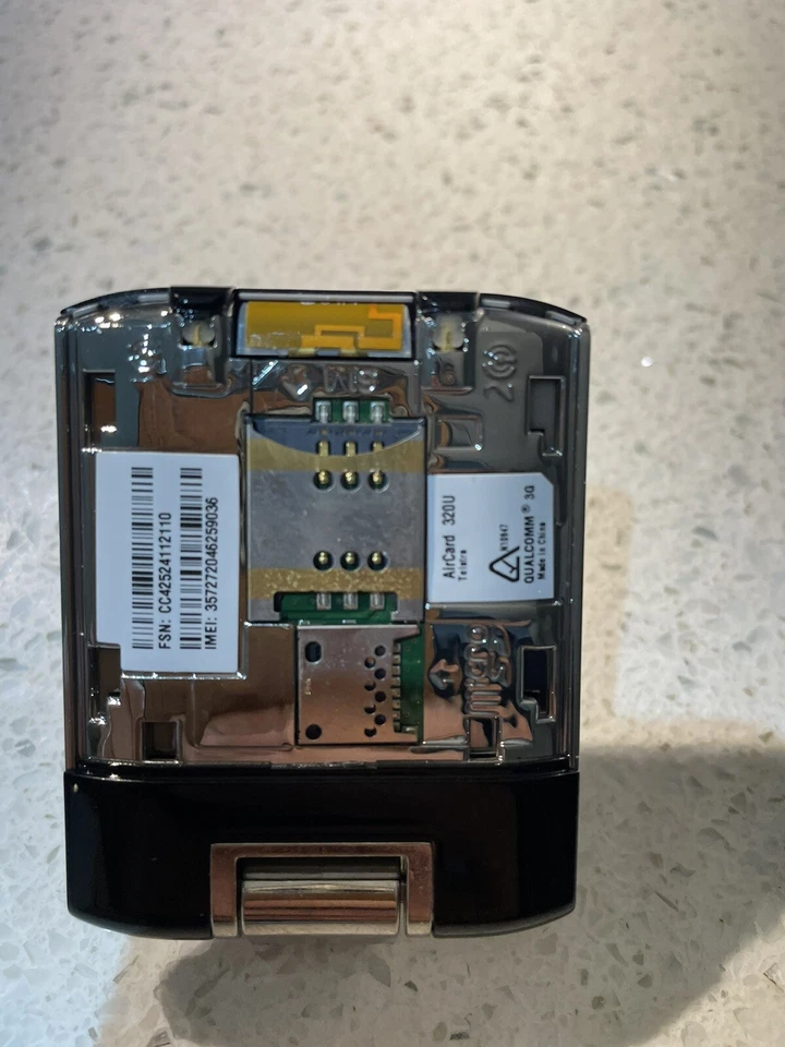 Genuine NETGEAR Telstra USB 4G Sierra Wireless AirCard 320U USB Dongle - Image 2 of 4