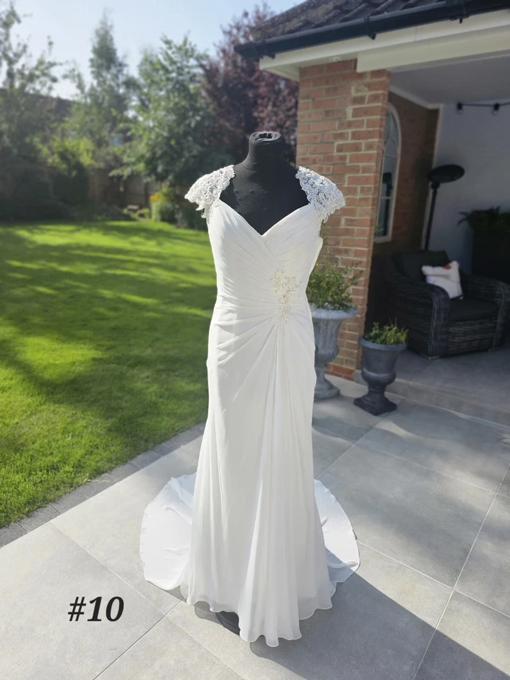 Fit & Flare /a-line wedding Bridal dress size 10 Ex Sample Sale Reduced  - Image 2 of 4