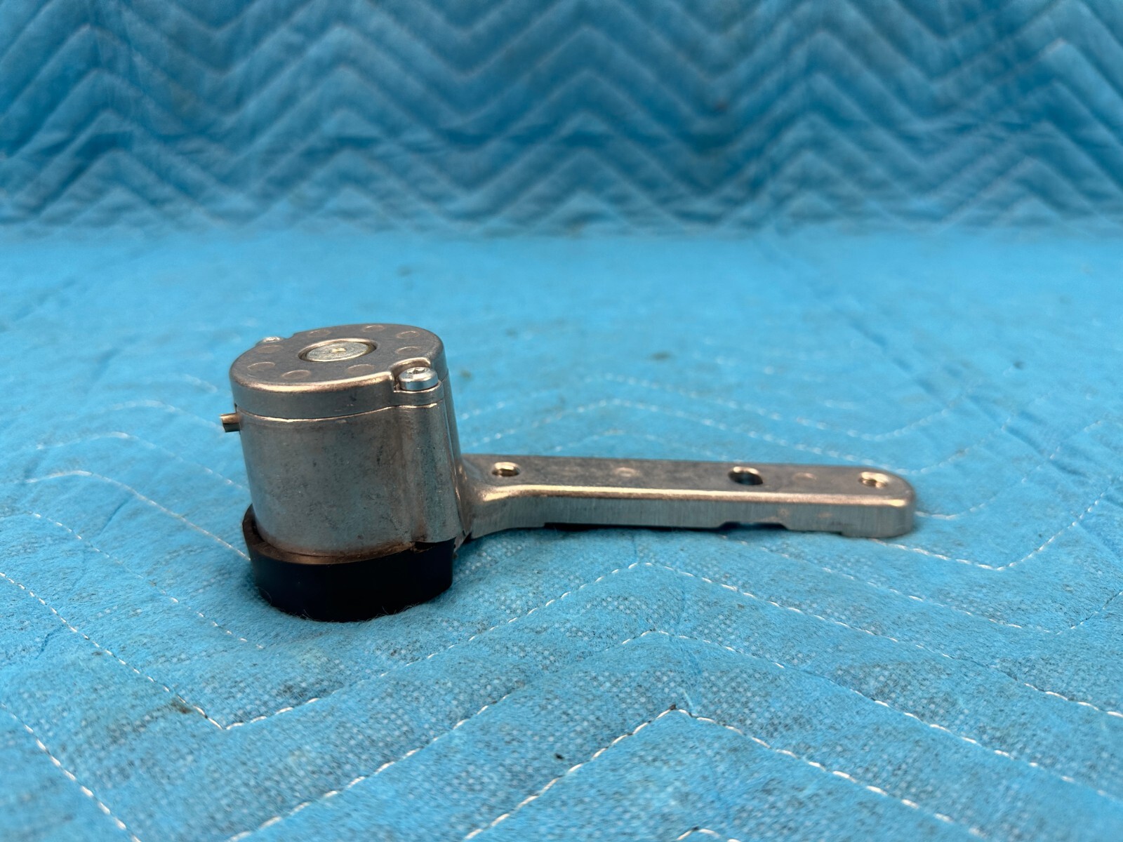Bentley Continental Flying Spur Trunk Lid Hinge Threaded Plate 29k 2006-2012 OEM