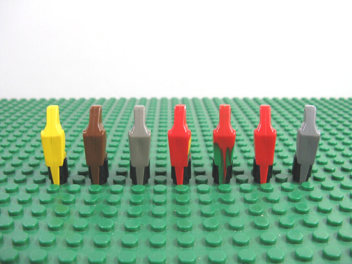 1x LEGO Parrot Bird Minifig with Small Peak 6274 6091 6243 6769