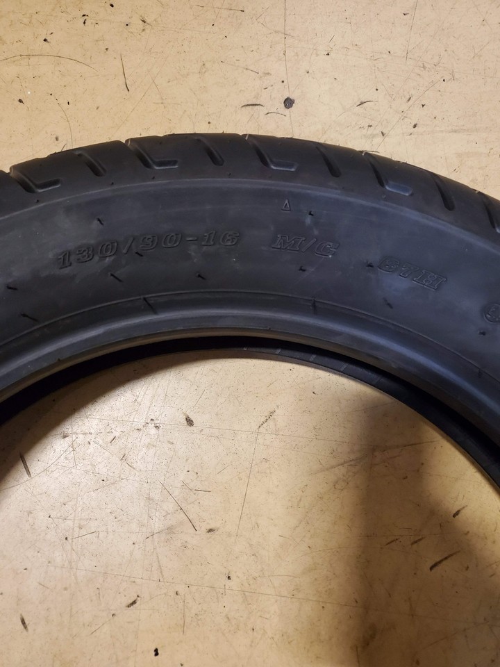 Dunlop K555 Ganzjahresreifen 140/80 R15 67H – Für Motorräder, Auch Bei Wechselhaftem Wetter Sicher