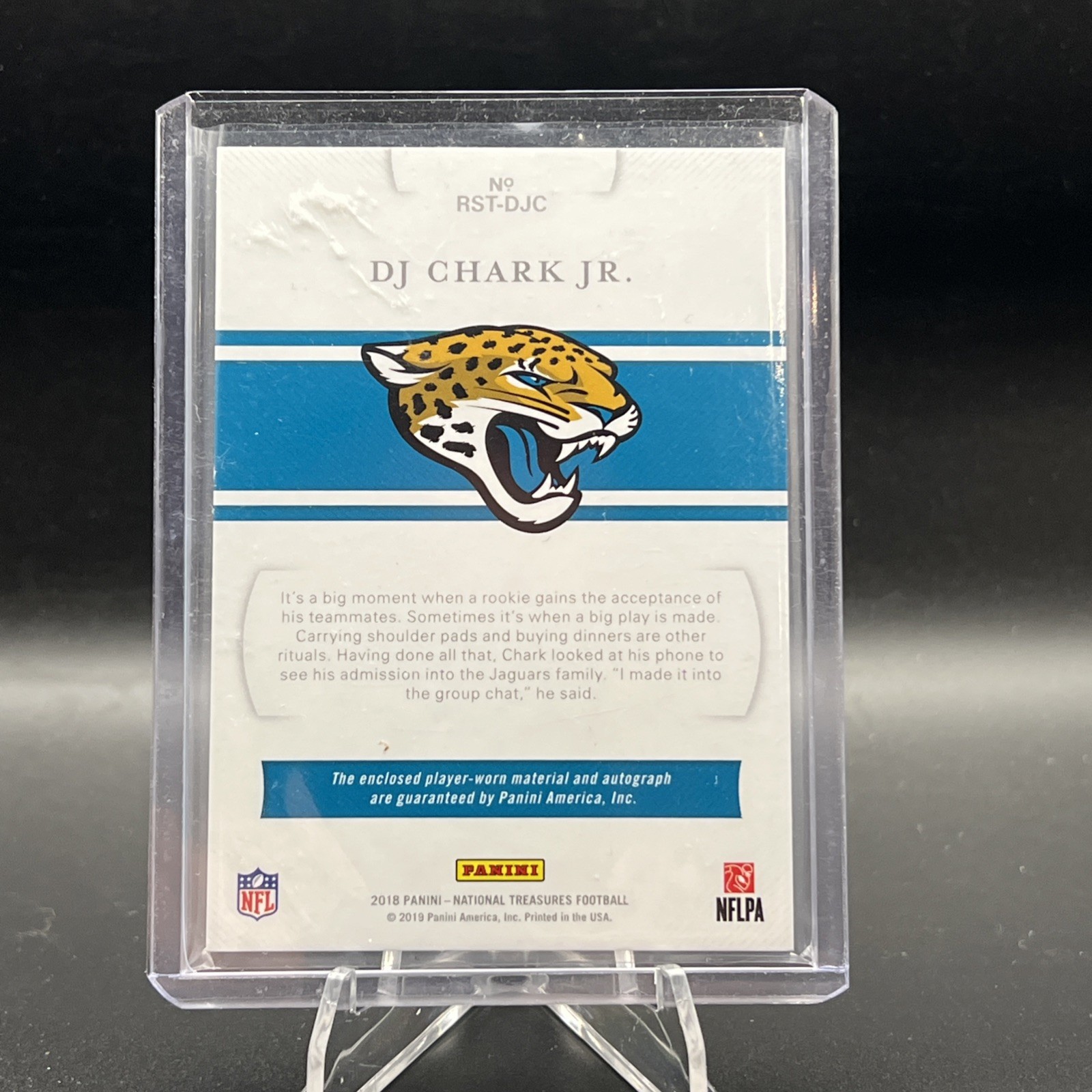 2018 National Treasures Rookie Patch Autograph #191 DJ Chark Jr. RC /25 Gold view 2