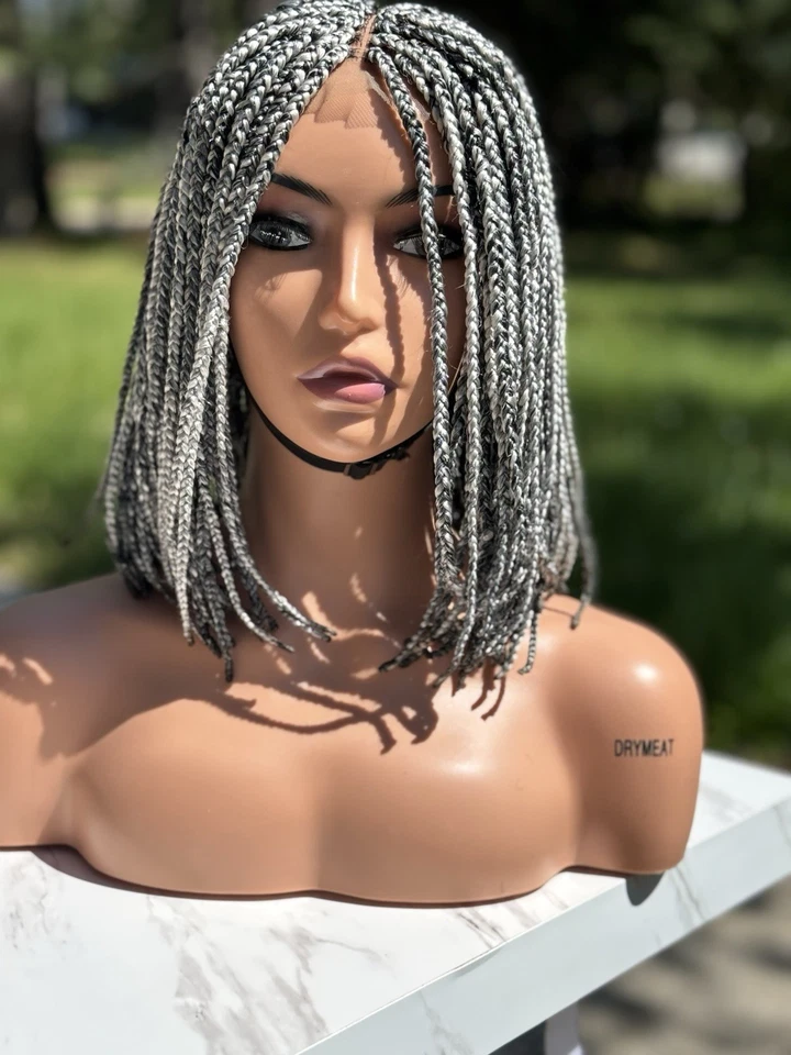 Cierre Bob Gris Sal Pimienta Peluca Trenzada | Peluca Trenzada Peluca Negra | Listo para enviar Foto 2 de 3