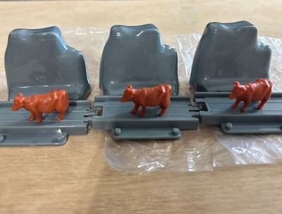 Capsule Plarail Rock Mountain Rail Cow