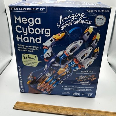 Mega Cyborg Hand - STEM experiment kit by Thames & Kosmos