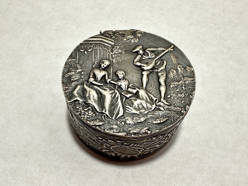 Vintage German Sterling Pill Snuff Box 1920’s Rare Stamped 930 Sterling 1 7/8”