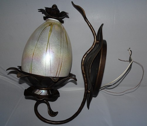 Tulip Lily Flower Metal Base 12V Electric Lamp With Large Round Shade And Finial - Picture 2 of 10
