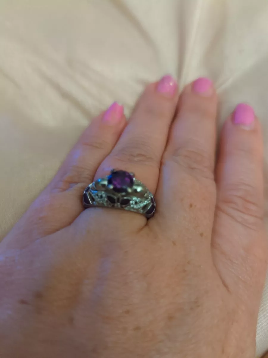 Vancaro sale purple ring