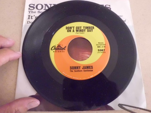 SONNY JAMES IT'S THE LITTLE THINGS/DON'T CUT TIMBER CAPITOL W/PICTURE SLEEVE - Picture 5 of 5