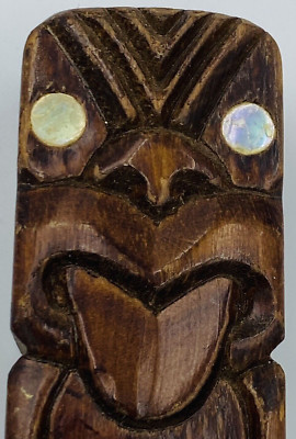 Maori Schnitzerei Cocktail Stab Halter ungewöhnlich NZ Rotorua Holz TIKI Paua Muschel Augen