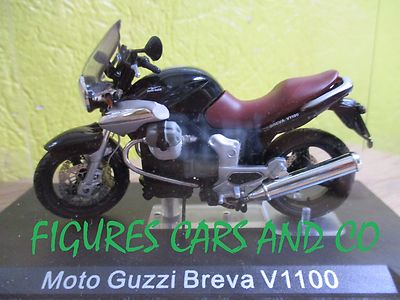 Moto Miniature DUCATI 749 1/24 - Marque IXO - Neuf En Boîte (boîte Rayée)