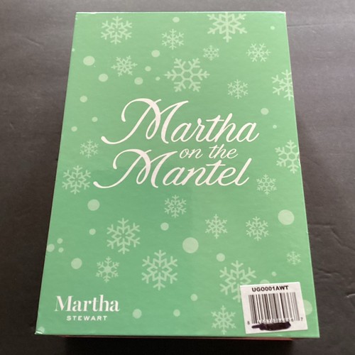 Nuevo Martha on the Mantle Martha Stewart 2024 She Elf On Shelf Holiday Tradition - Imagen 8 de 11