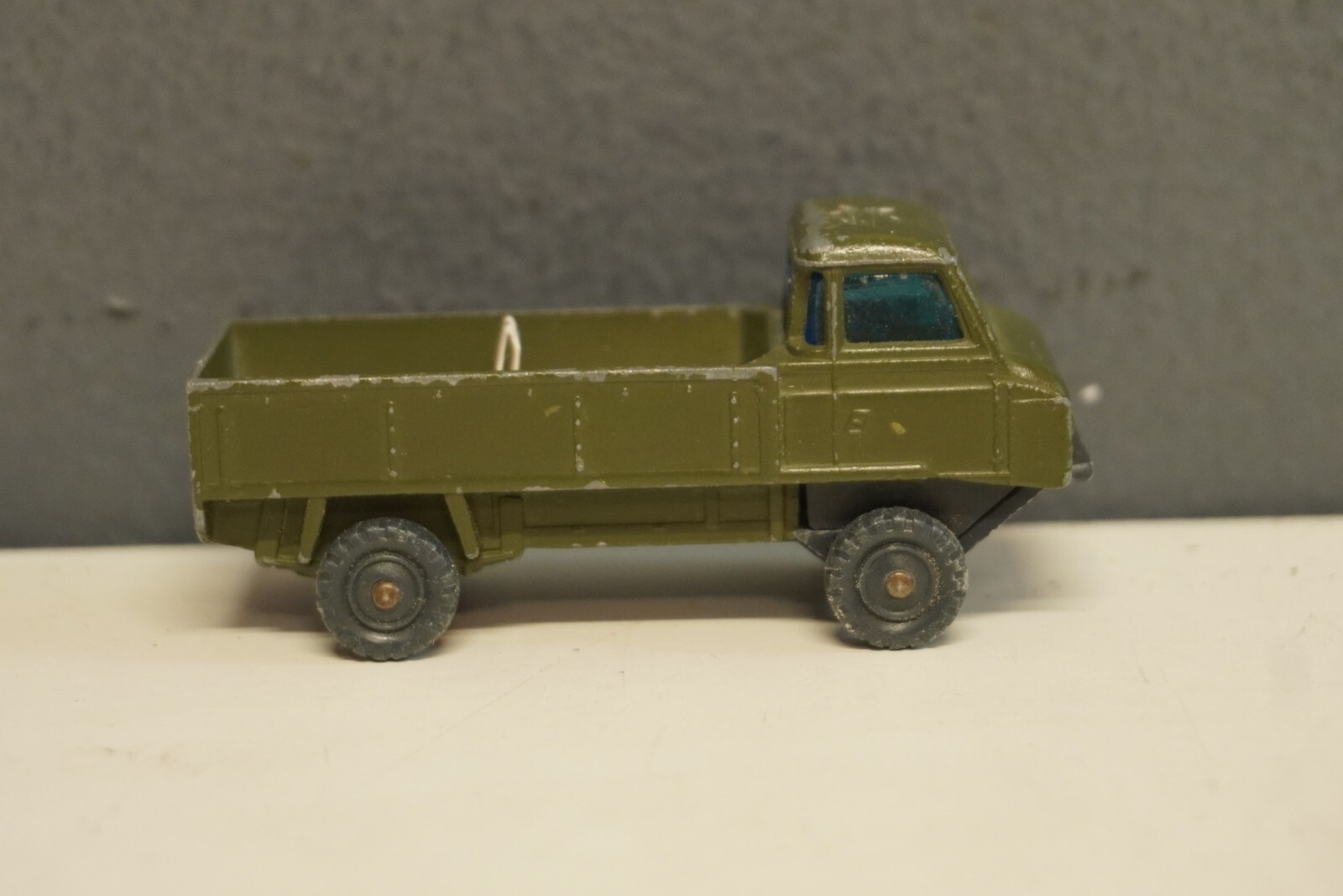 Picture 1 of 5
