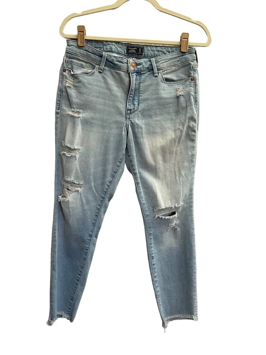 Abercrombie Fitch 27 4 Short 4S Harper Ankle Jeans Distressed Light Wash 1183