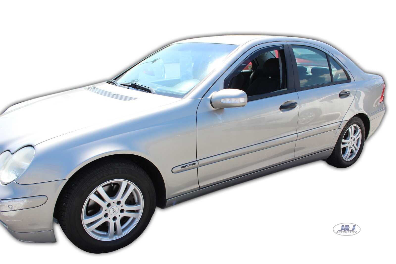 Déflecteurs d'air pour Mercedes Classe C W203 idéal pour voyager au frais sans climatisation