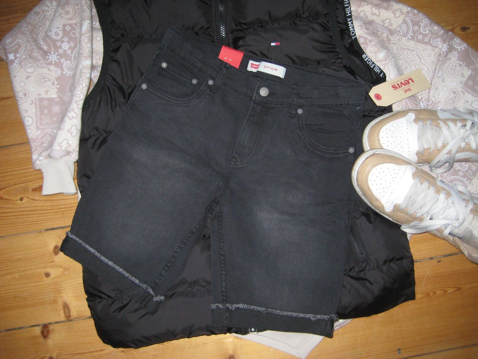 Bild 6 von 16