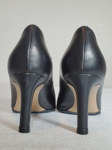 Salvatore Ferragamo Black Leather Bow Pointed Toe Pumps Vibram Women's US 6.5 C - Picture 8 of 15