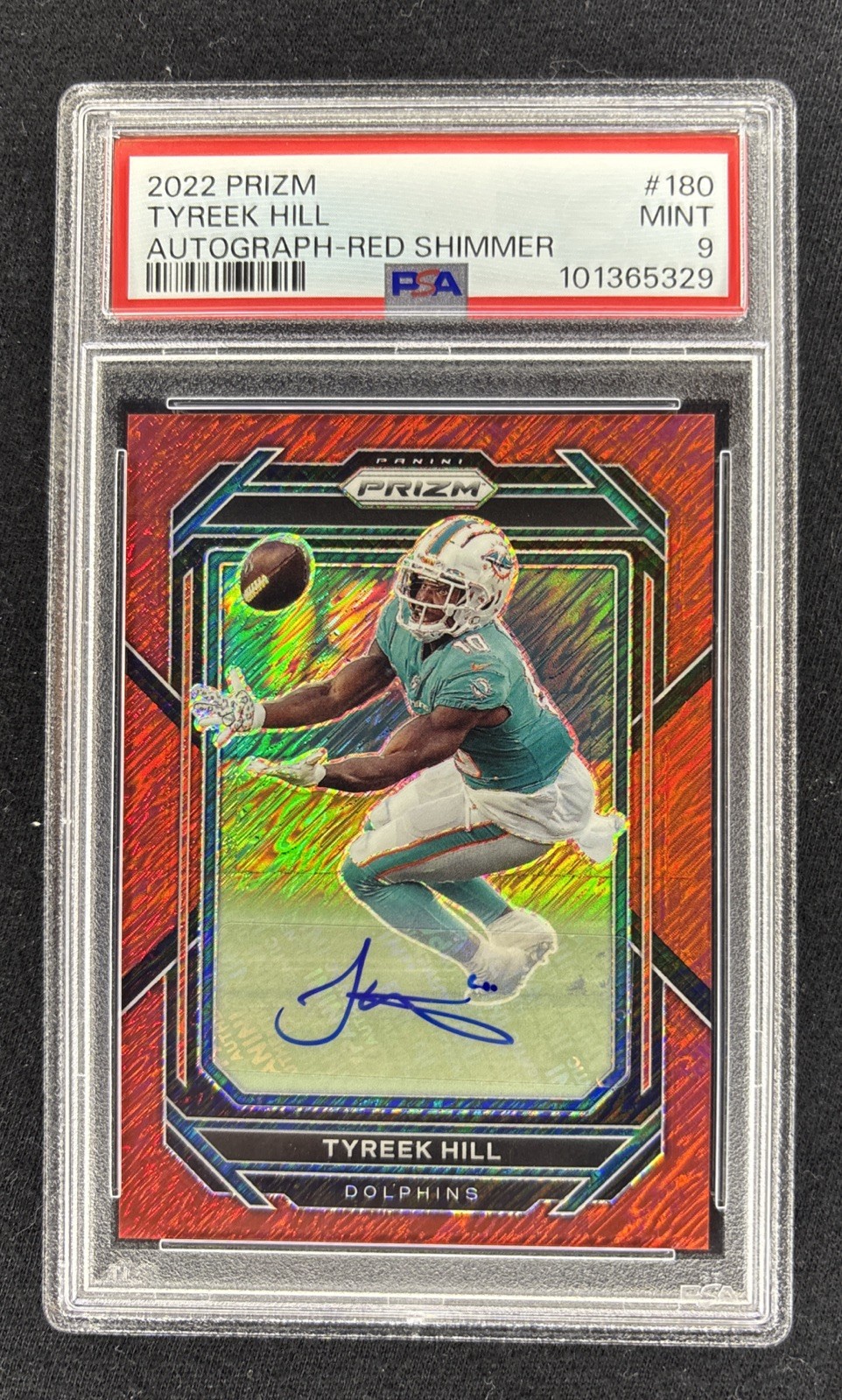 2022 Prizm Tyreek Hill Autograph-Red Shimmer /35 PSA 9