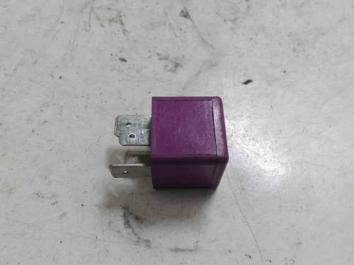 OPEL ZAFIRA A F75 Relais 90494959 2.00 Diesel 74kw 2000 28402213