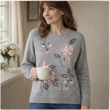 Alfred Dunner Women Gray Floral Embroidered Pearl Accent Crew Neck Sweater L