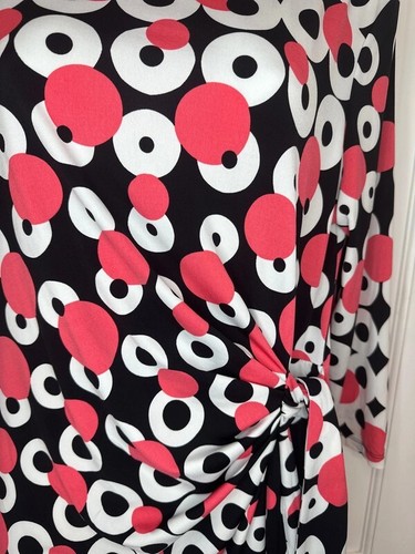 M&Co Geometric Print Bodycon Shift Dress – Size 14 | Flattering & Funky Retro Vi - Picture 4 of 5