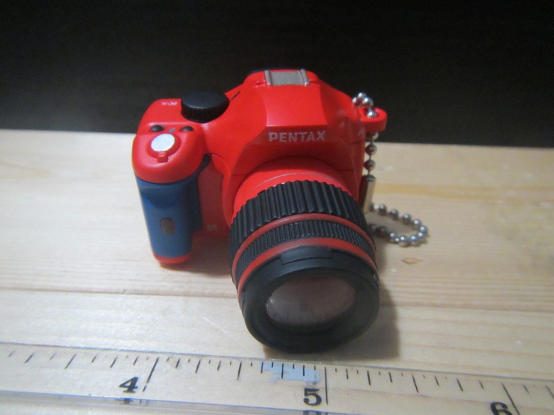 TAKARA TOMY PENTAX K-X MINIATURE CAMERA 1:3 SD MSD BJD DOLLFIE AMERICAN DOLL
