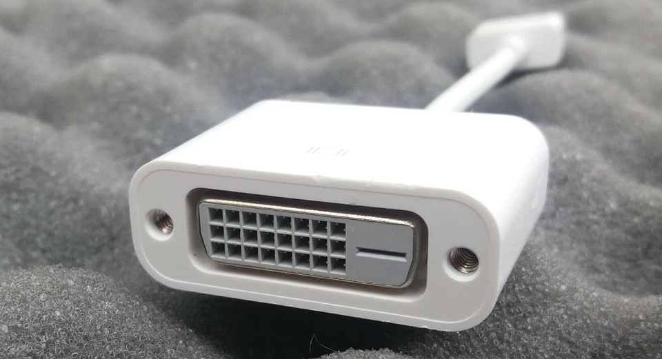 Apple HDMI (male) to DVI D (female) Adapter- Works for PC Too!!!    Only $8. - Image 4 of 4